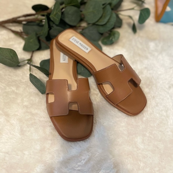 Steve Madden Shoes - Steve Madden Brown Cut-Out Sandals